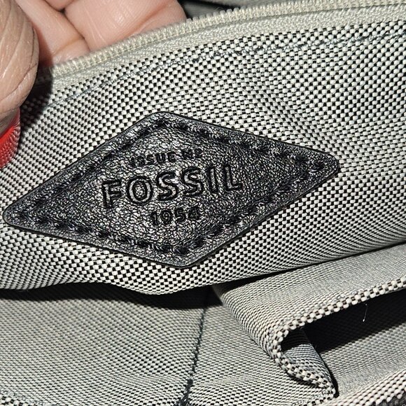 FOSSIL Black Pebble Leather Maya Flap Purse - Picture 7 of 14